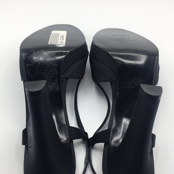 Stuart Weitzman black heels with crystal buckle size 6 medium - Picture 10 of 12